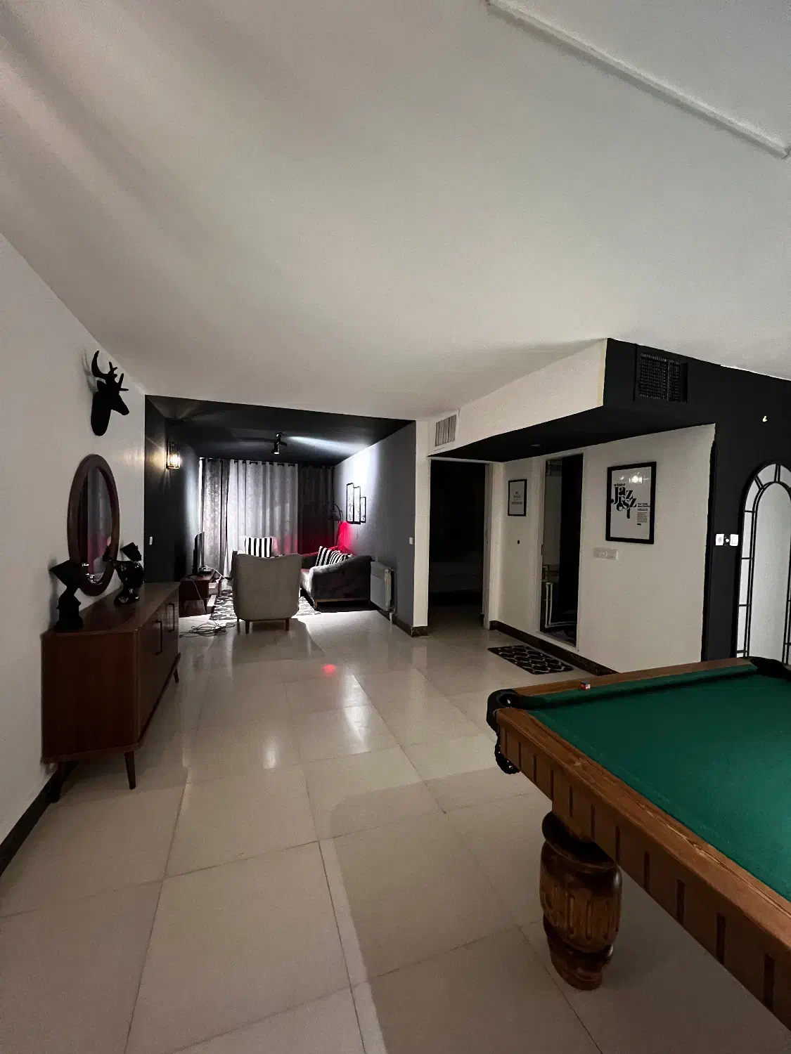 اجاره روزانه واحد های لوکس|اجارهٔ کوتاه‌مدت آپارتمان و سوئیت|تهران, سازمان برنامه شمالی|دیوار