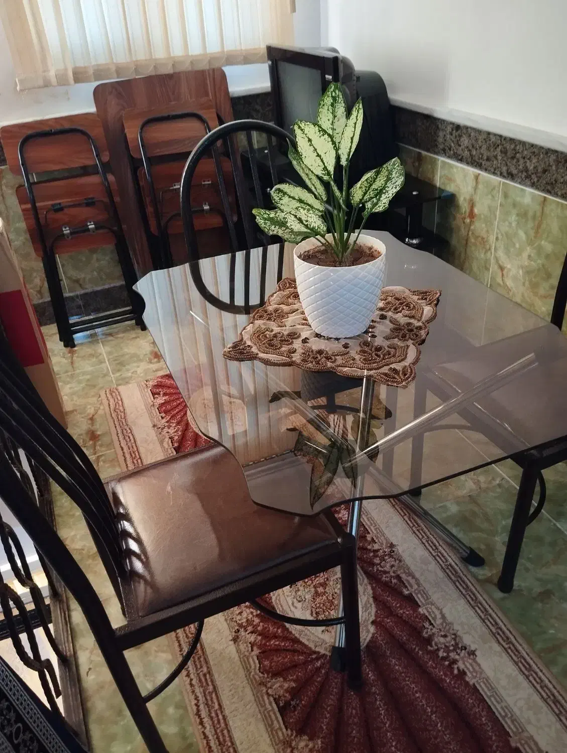 میز غذاخوری وصندلی|میز و صندلی غذاخوری|سلماس, |دیوار