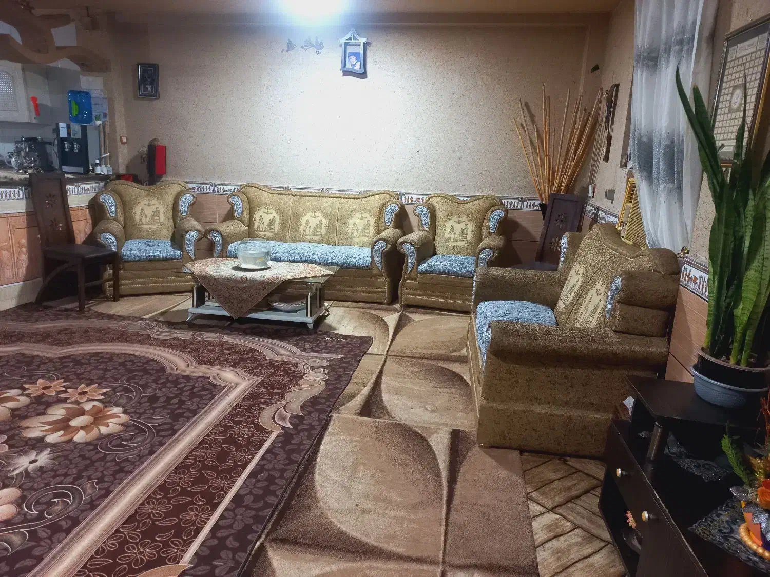 خونه دویست ونه متری متری چغادک کوچه لاله 6(معلم)|اجارهٔ خانه و ویلا|چغادک, |دیوار