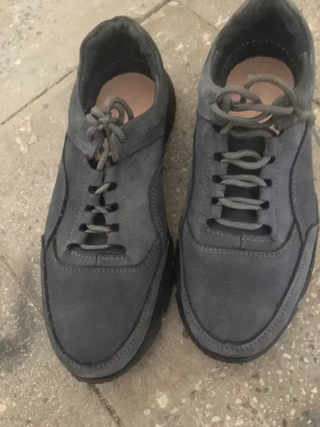 کفش|کیف، کفش، کمربند|بروجرد, |دیوار