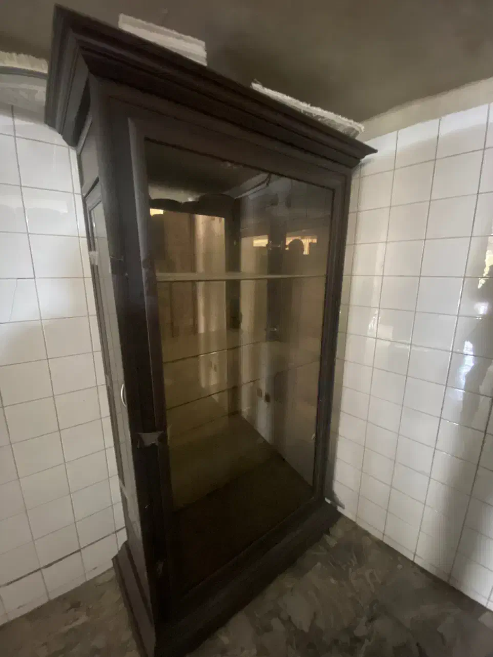 بوفه چوبی اینه دار|بوفه، ویترین، کنسول|بیرجند, |دیوار