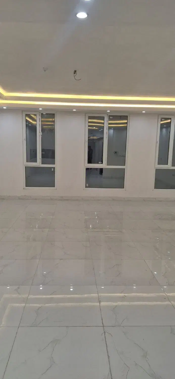 فروش آپارتمان نوساز/ تک واحدی  /بر خیابان فاطمی/|فروش آپارتمان|بروجرد, |دیوار