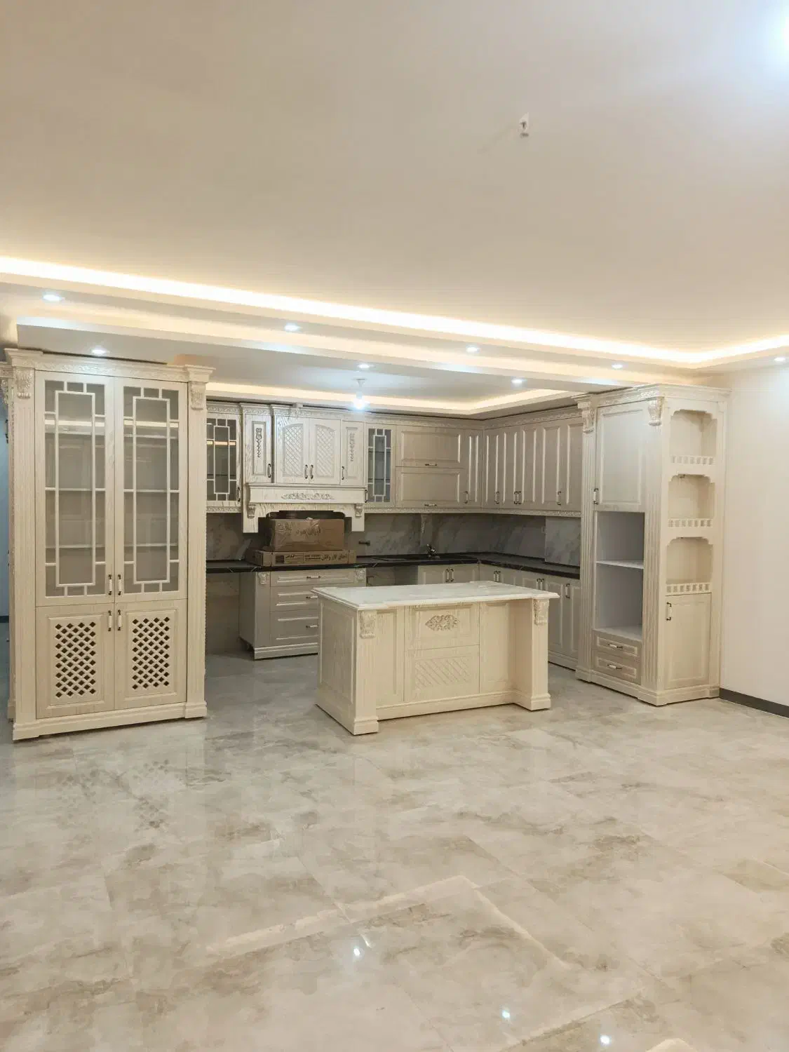 ۱۹۵متر۲کله/غرق نور/صفرسندآماده/لابی مجلل و باشکوه|فروش آپارتمان|مشهد, الهیه|دیوار