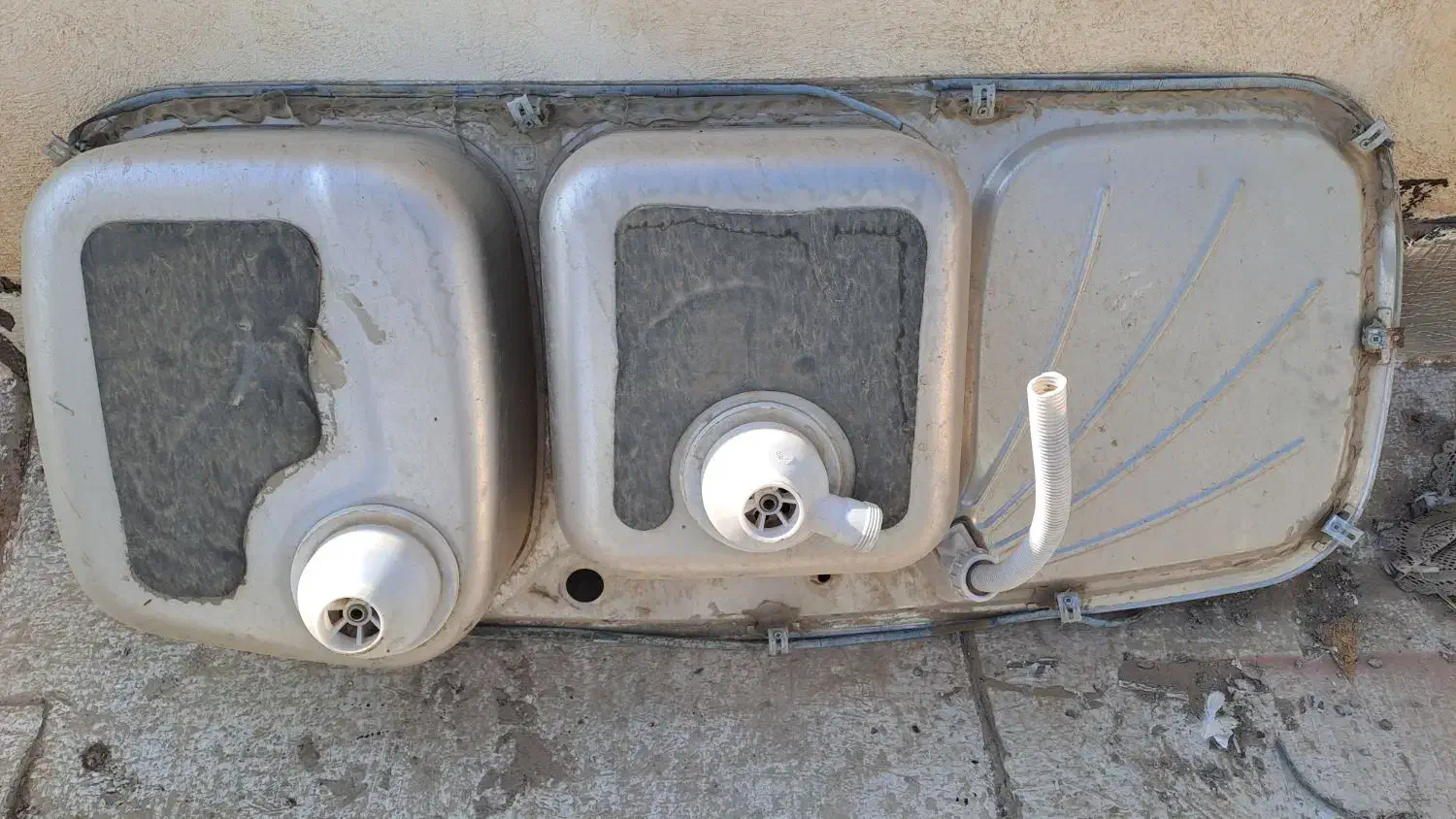 سینک ظرفشویی|لوازم سرویس بهداشتی|اندیشه, اندیشه فاز ۳|دیوار