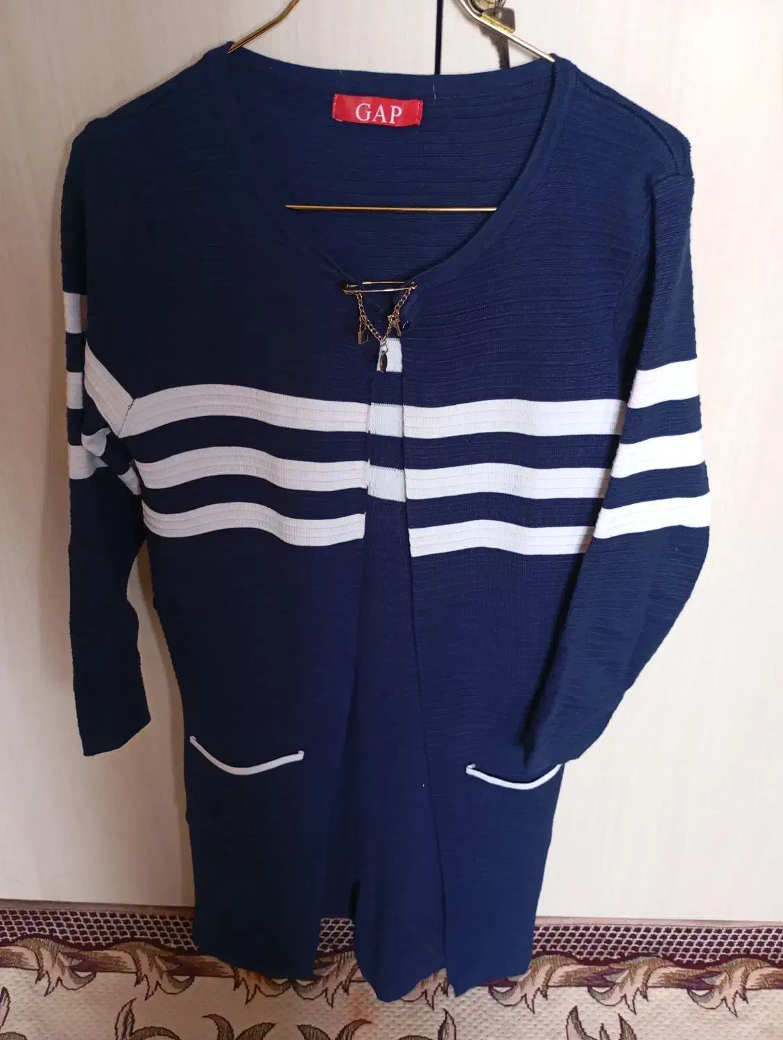 بافت|لباس|گلبهار, شهر جدید گلبهار|دیوار