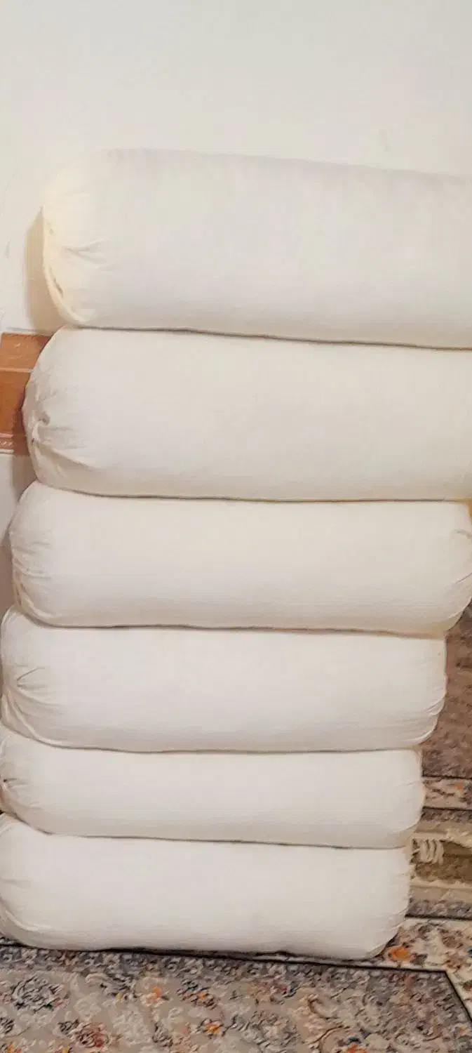 ۶ عددبالشت ۰۰۰|رختخواب، بالش، پتو|جوانرود, |دیوار