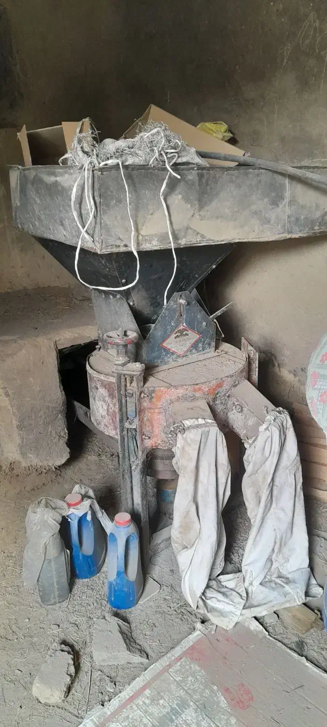 آسیاب دیزلی و آبی|ماشین‌آلات صنعتی|آشخانه, |دیوار