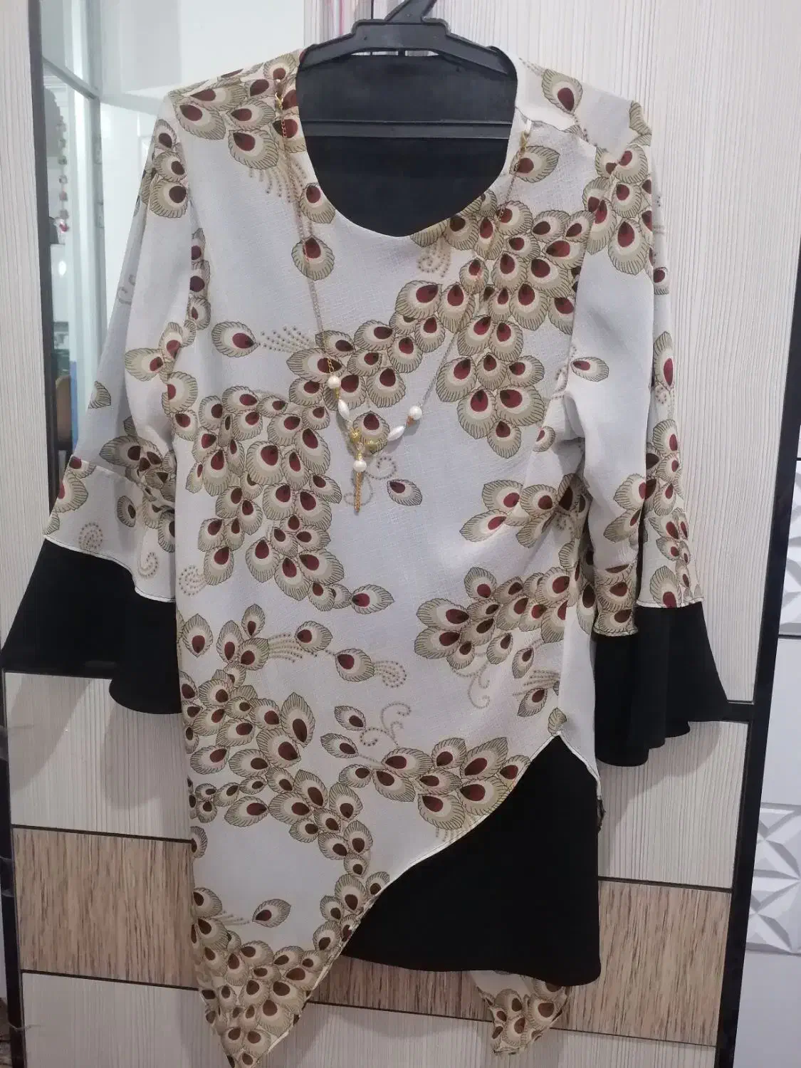 لباس|لباس|کوهدشت, |دیوار