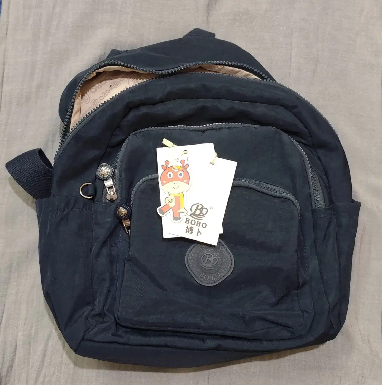 کیف کوله جادار و کاربردی|کیف، کفش، کمربند|بروجرد, |دیوار