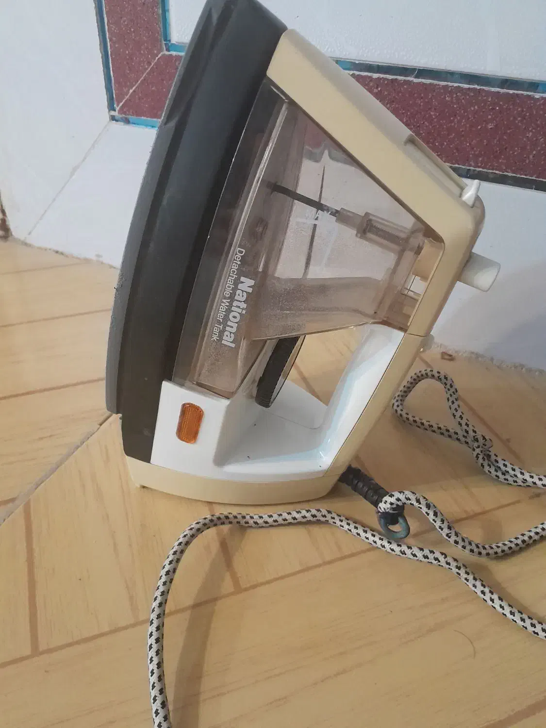 اتو بخار ناسیونال|اتو و لوازم اتو|نجفآباد, ویلاشهر|دیوار