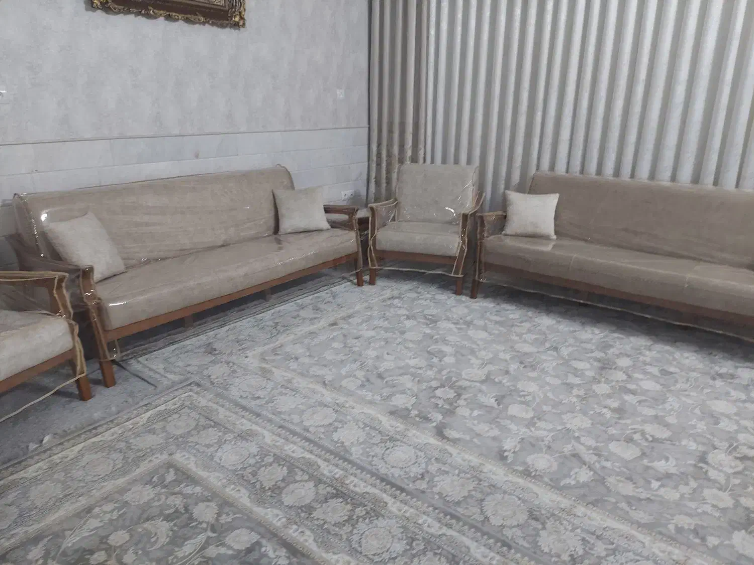 مبل|مبلمان خانگی و میز عسلی|قم, شهرک سازمان آب|دیوار