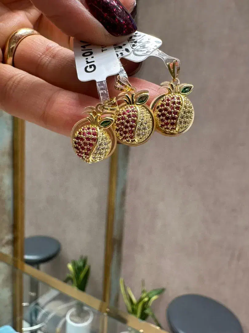 پلاک های مادر و یلدایی پایه قیمت ۱۸۰۰ به بالا|جواهرات|شیراز, شاهچراغ|دیوار