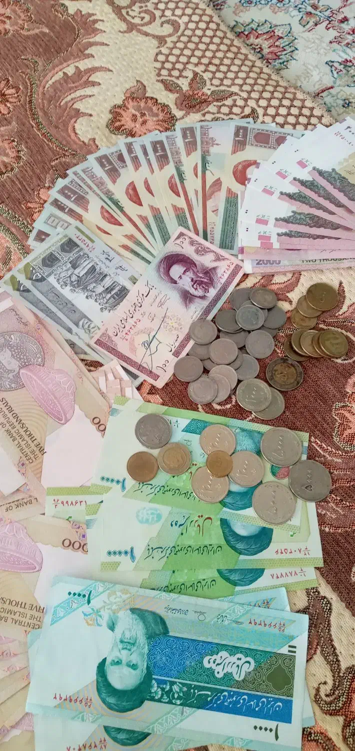 انواع اسکناسهای نو  وسکه های مختلف|کلکسیون سکه، تمبر، اسکناس|نیشابور, شهرک قدس|دیوار