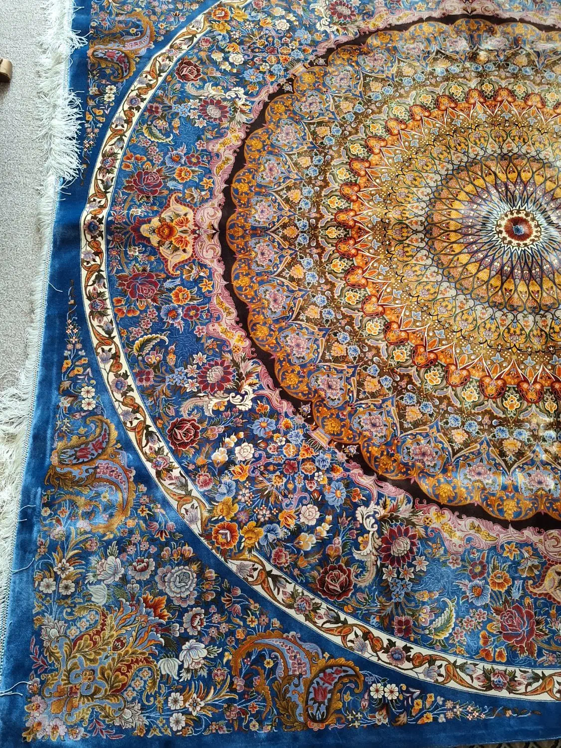 قالی ابریشمی فرش (قالیچه)|فرش|قم, شهدا|دیوار