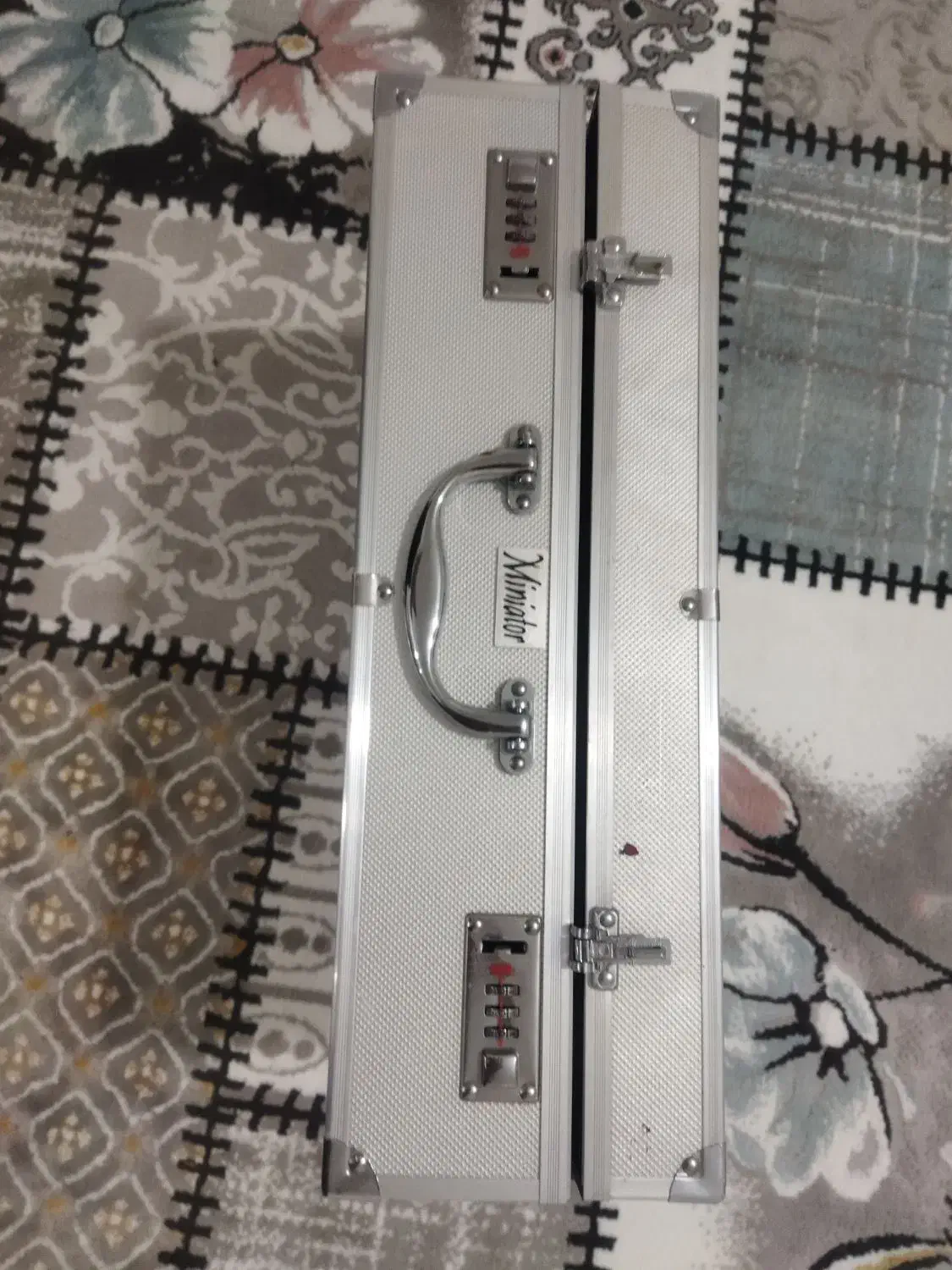 چمدان|ظروف سرو و پذیرایی|اسلام‌‌آباد غرب, |دیوار