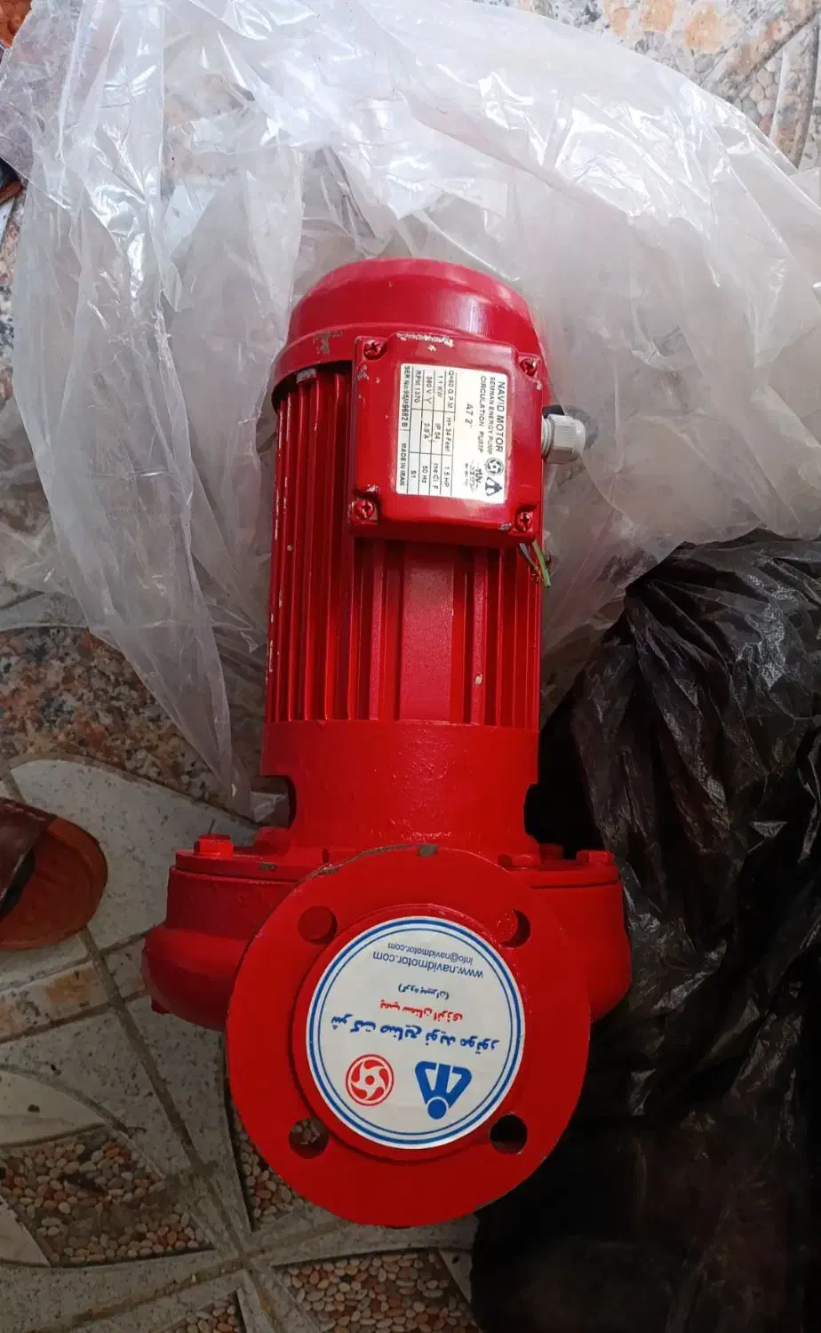 پمپ خطی سیرکولاتور 2اینچ یکونیم اسب نوید موتور|ماشین‌آلات صنعتی|صدرا-فارس, فاز ۱|دیوار