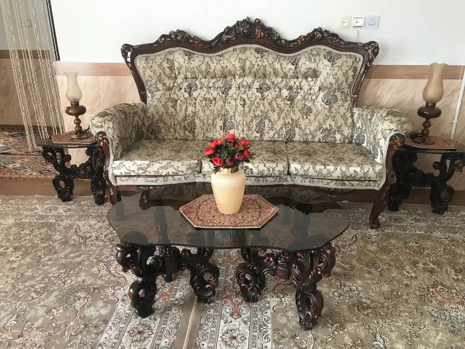 فروش مبل سلطنتی|مبلمان خانگی و میز عسلی|آبیک, |دیوار