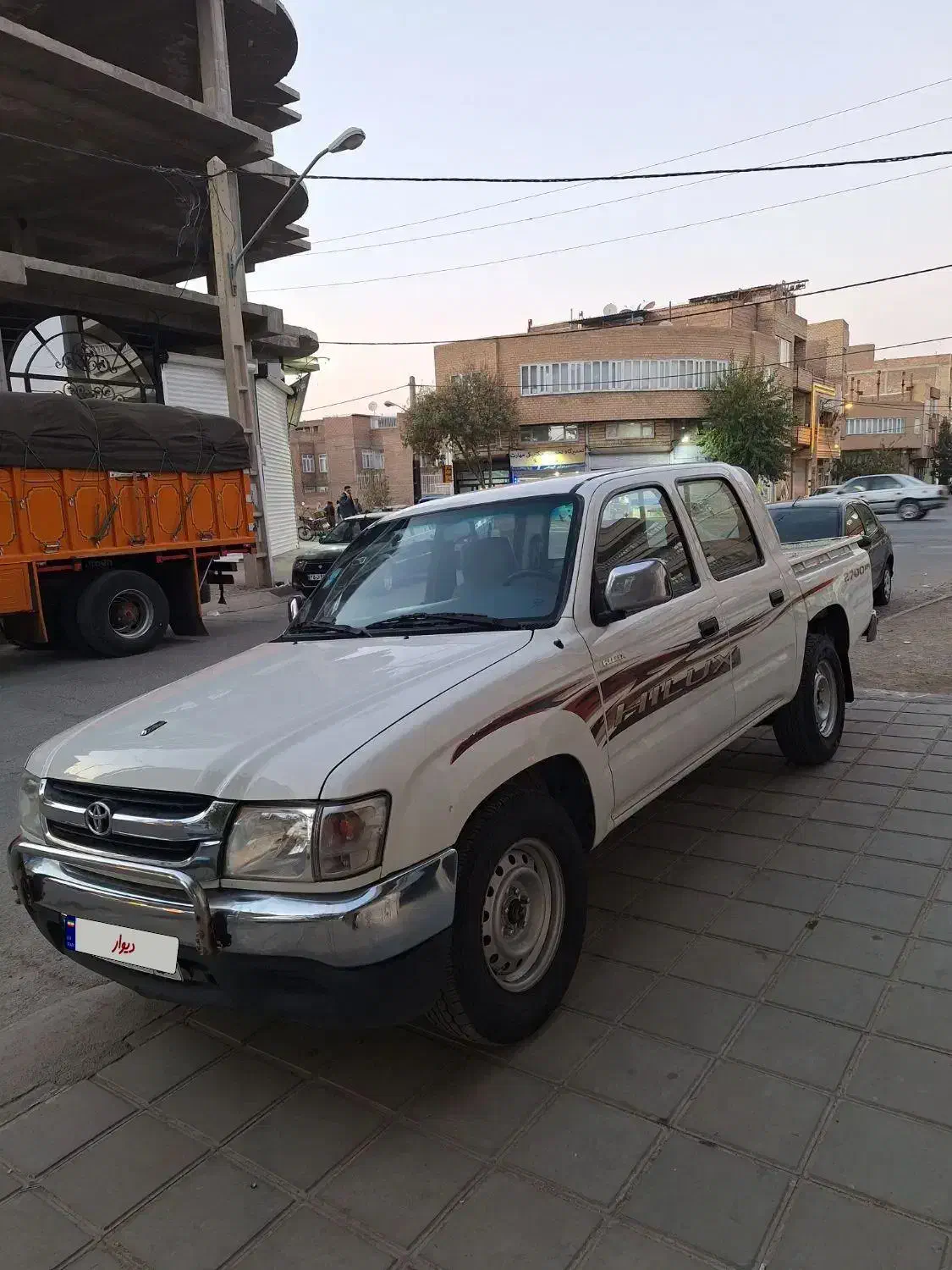 تویوتا هایلوکس ۲۰۰۲جفت کابین|خودرو سواری و وانت|کرمان, |دیوار