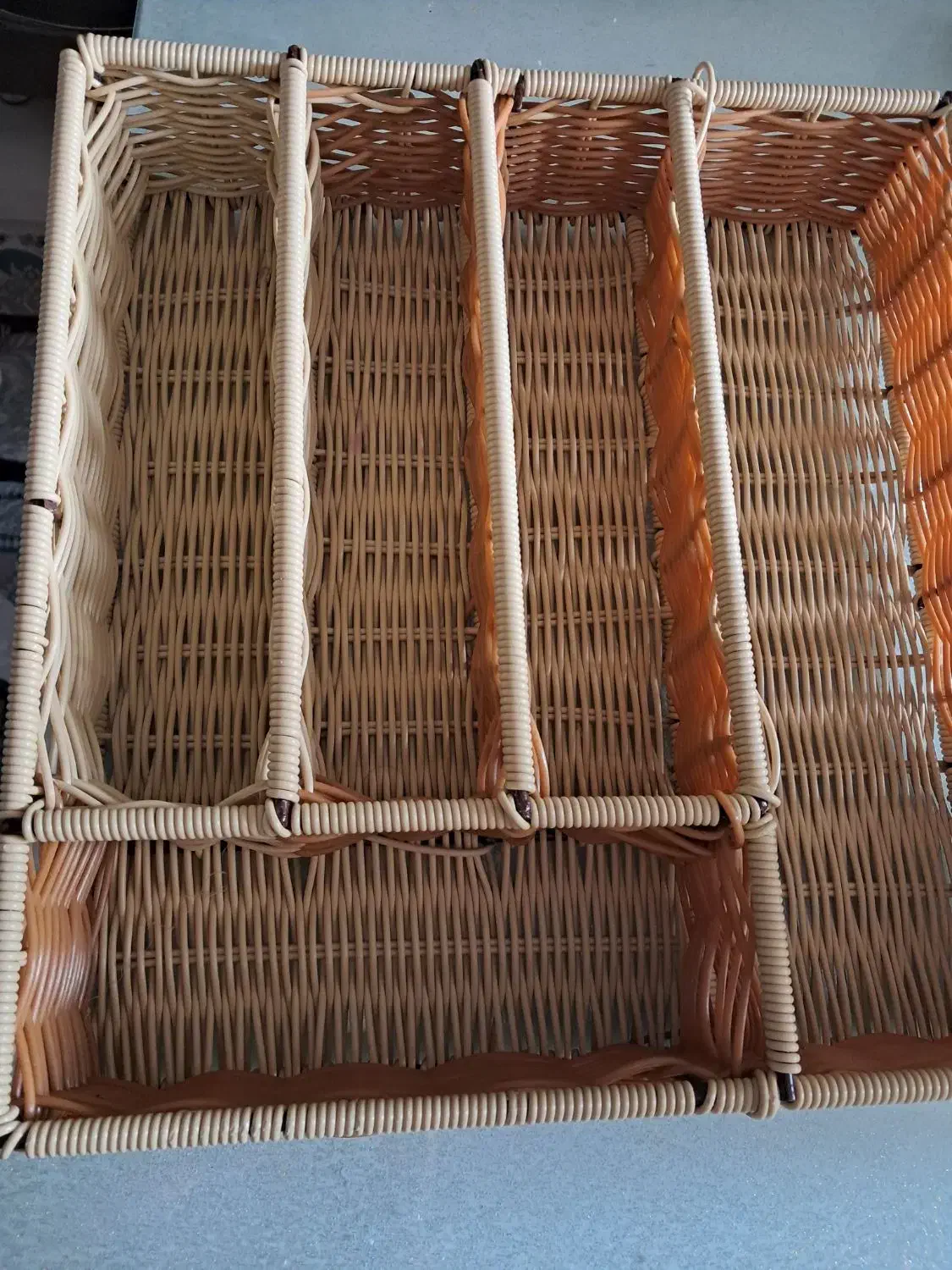 نظم دهنده جاقاشقی|آب‌چکان و نظم‌دهنده ظروف|ایلام, |دیوار