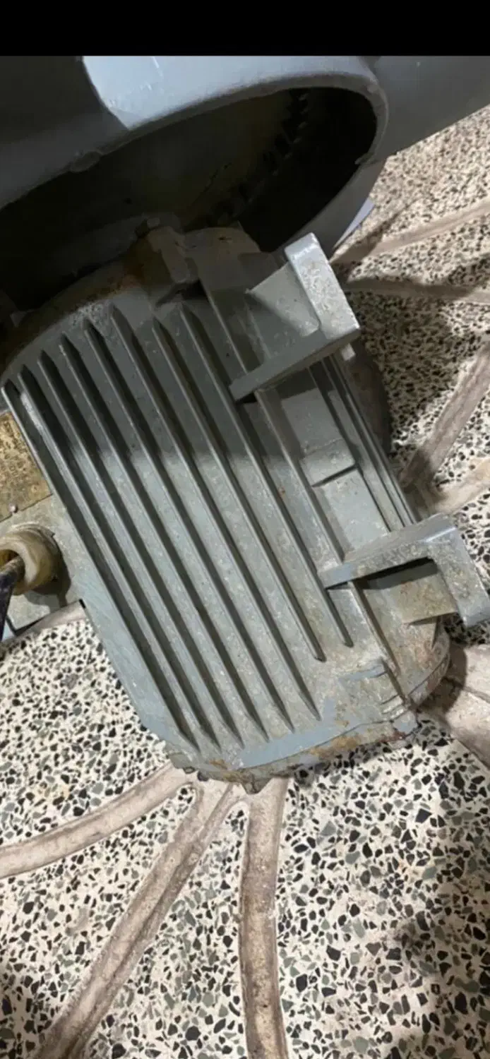 فن بزرگ|پنکه و تصفیه‌کنندهٔ هوا|لوشان, |دیوار