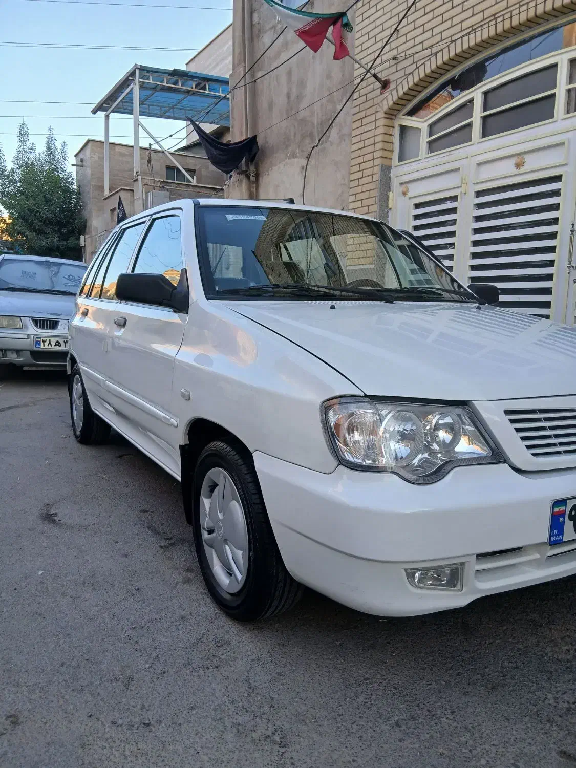 ۱۱۱ مدل ۹۵|خودرو سواری و وانت|قم, محمد آباد|دیوار