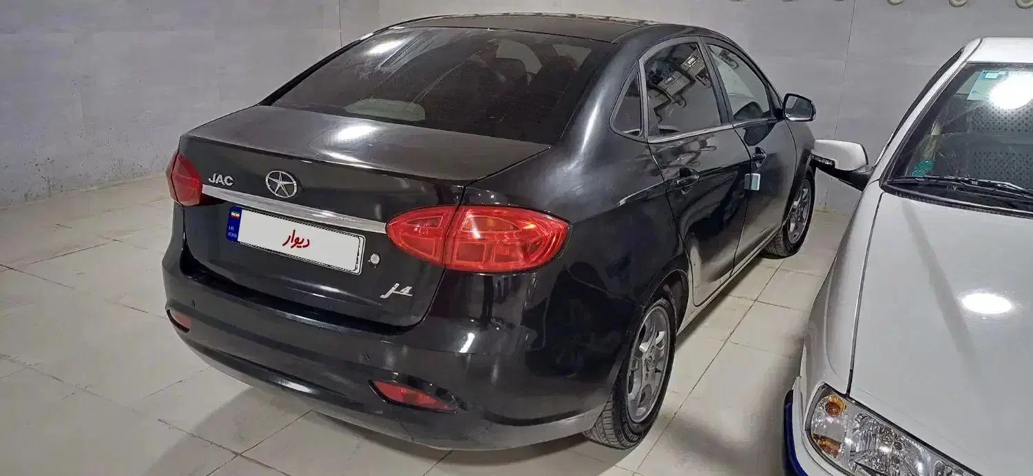 جک جی۴ کم کارکرد مدل ۱۴۰۲|خودرو سواری و وانت|ایلام, |دیوار