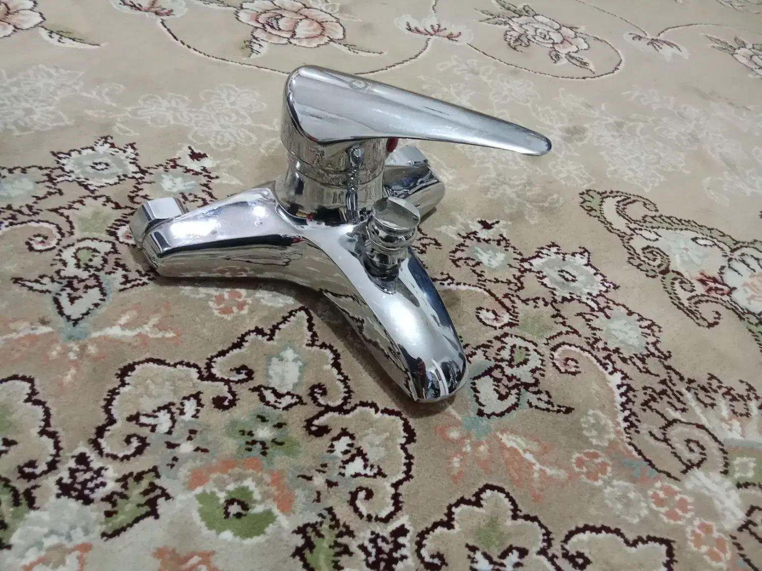 شیر حمام همراه شیلنگ و سر دوشی|لوازم سرویس بهداشتی|مشهد, بهار|دیوار