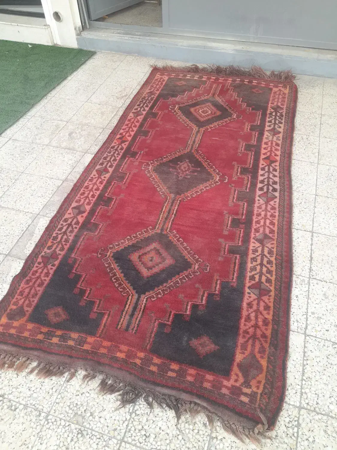 قالی محلی|فرش|شیراز, لاله|دیوار