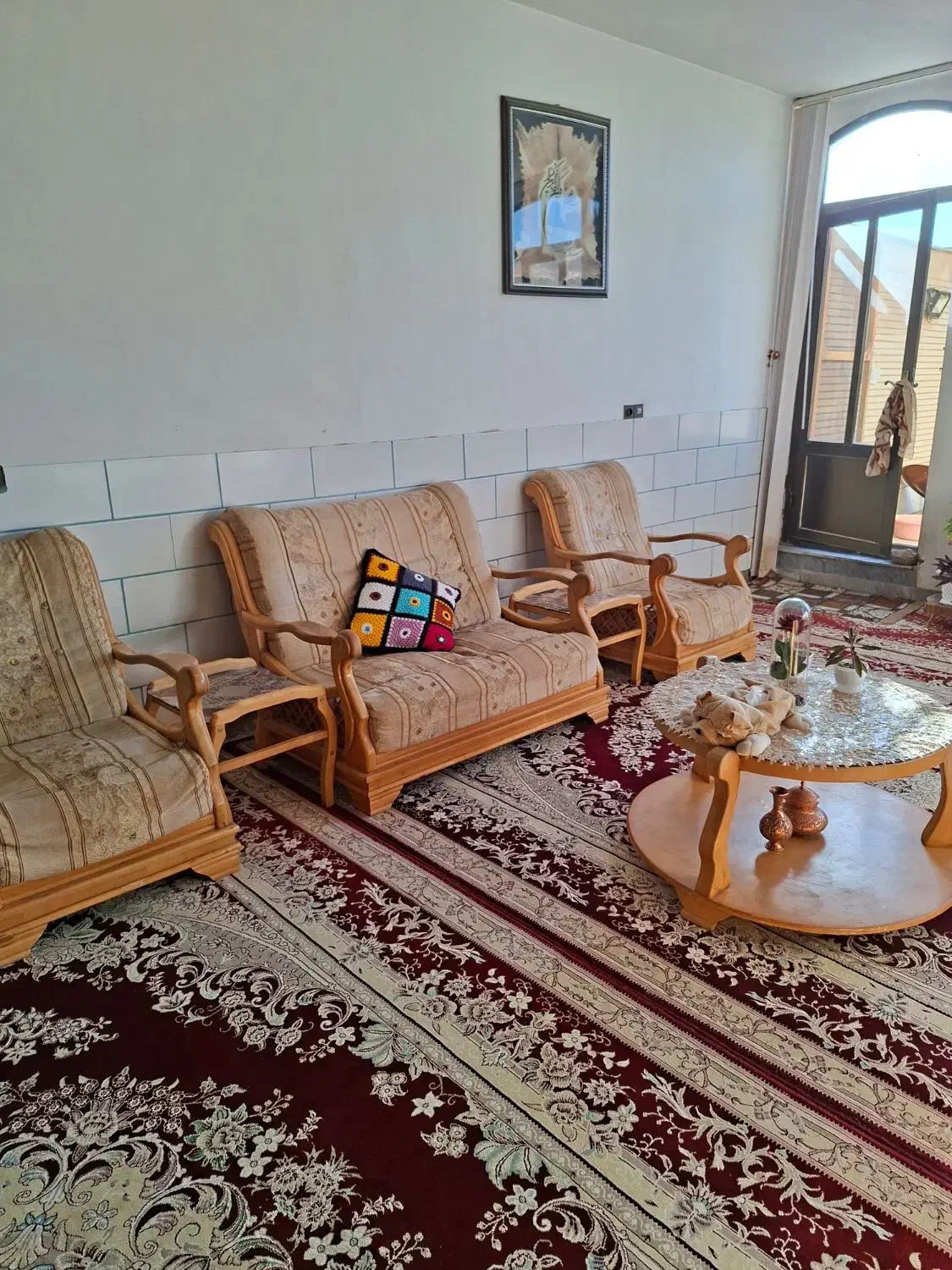 فروش مبل ۸ نفره وناهار خوری۴ نفره دست دوم|مبلمان خانگی و میز عسلی|شهرکرد, |دیوار