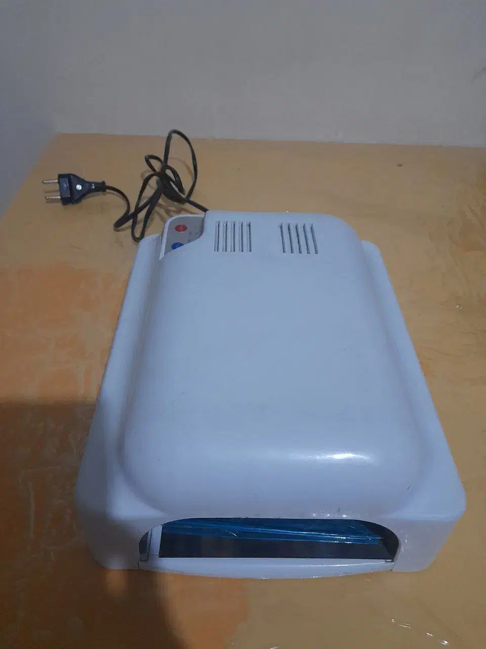 دستگاه یو وی|آرایشی، بهداشتی، درمانی|تهران, آذربایجان|دیوار