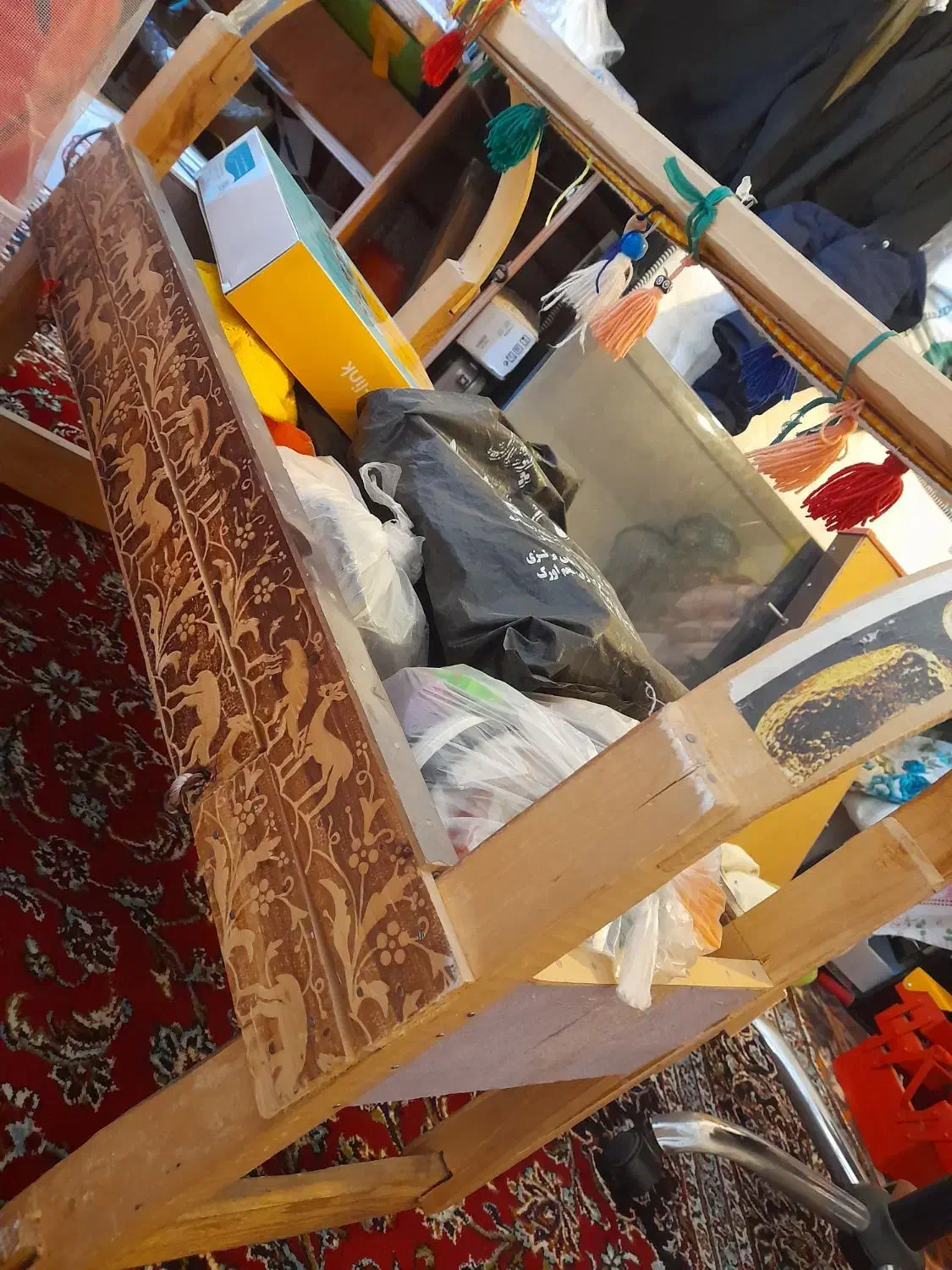 گهواره|تخت و صندلی بچه|ایذه, |دیوار