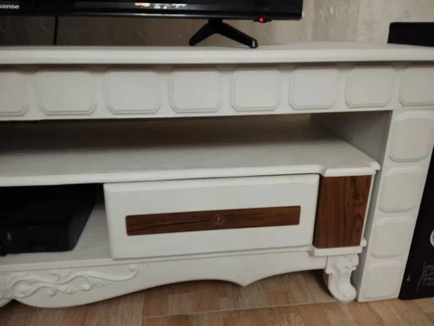 3000000|میز تلویزیون|رشت, حمیدیان|دیوار