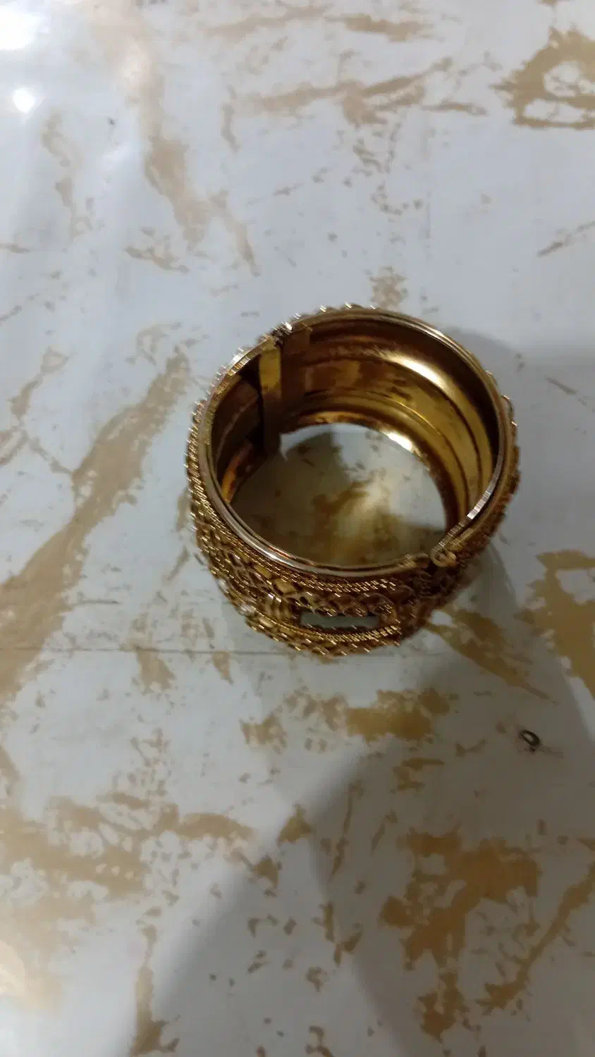 عطیقه زیر خاکی|کلکسیون اشیاء عتیقه|اصفهان, اصفهانک|دیوار