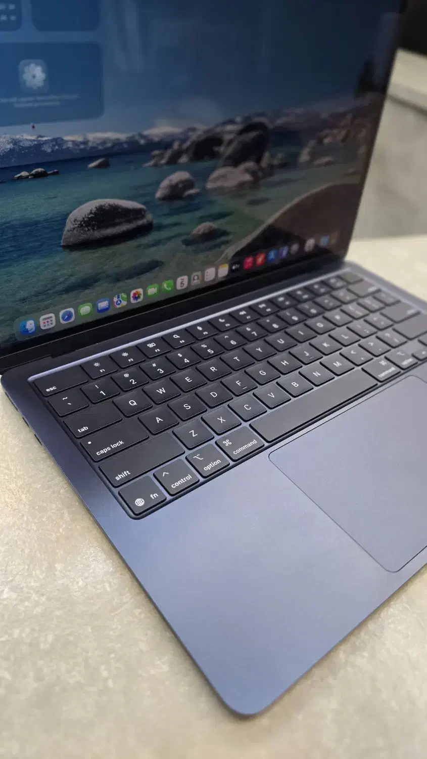 MacBook Air m4|رایانه همراه|شیراز, ملاصدرا|دیوار