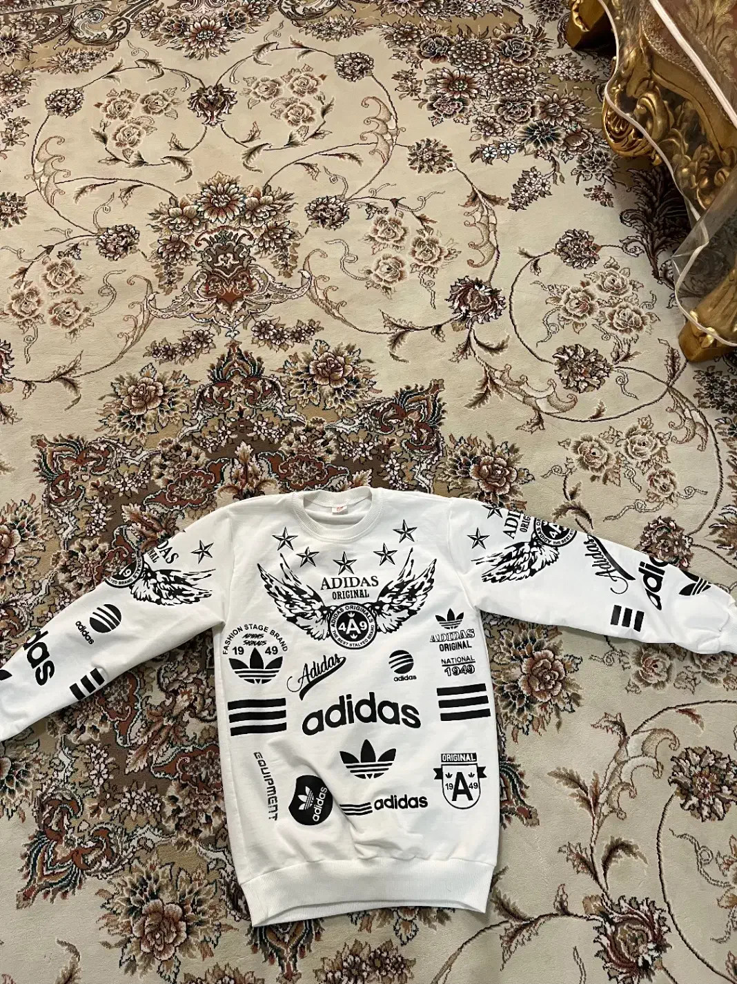 تیشرت|لباس|فردیس, فردیس|دیوار