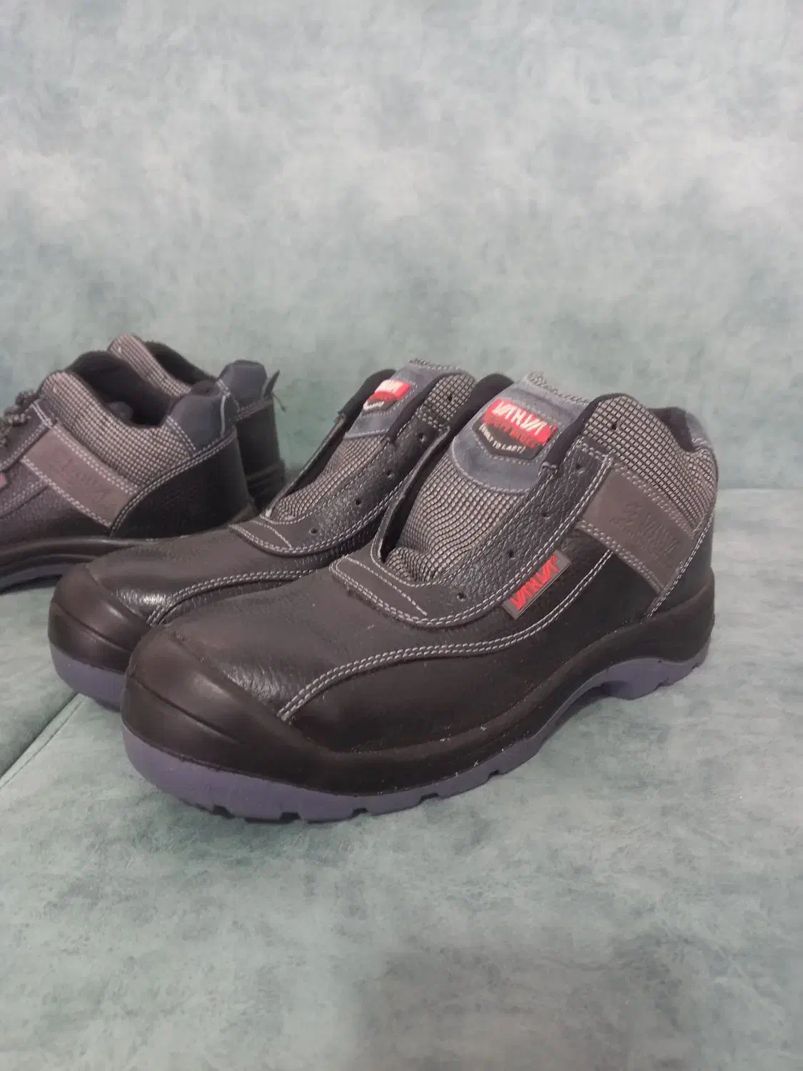 کفش کار جلوآهنی|کیف، کفش، کمربند|قروه, |دیوار