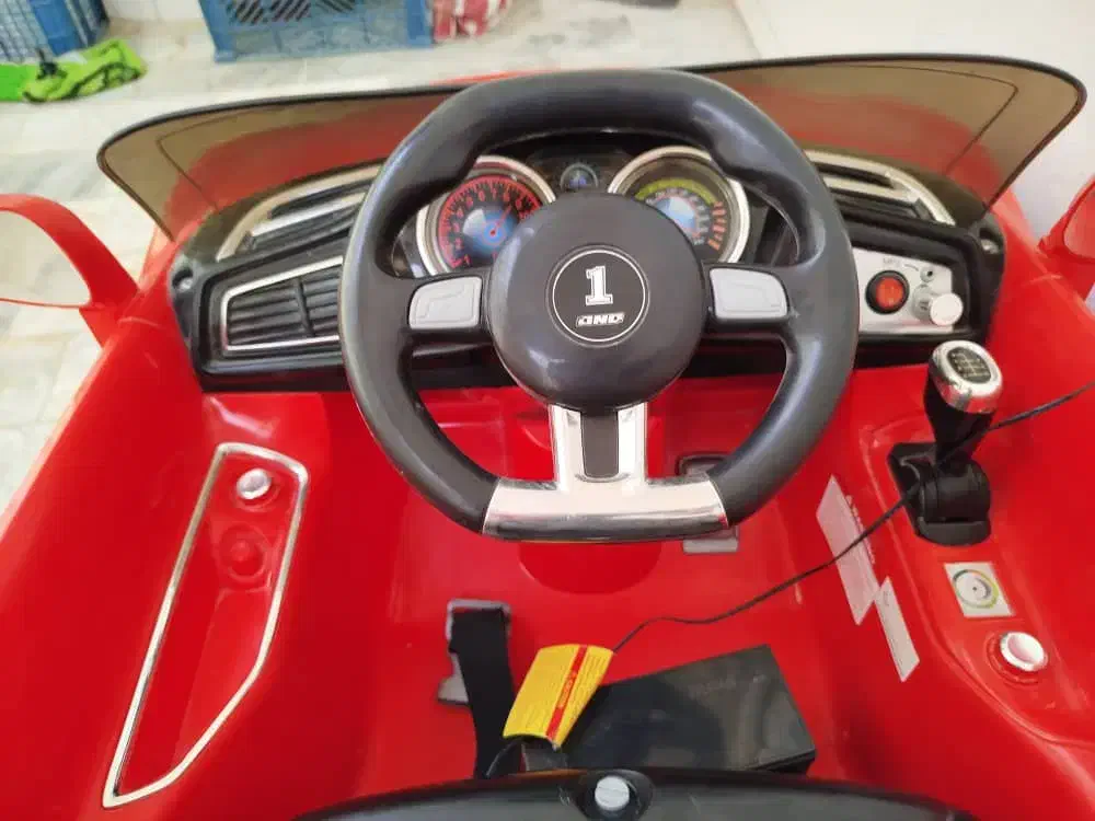 ماشین شارژی اسپرت  دوموتوره|اسباب‌بازی بچه|داراب, |دیوار