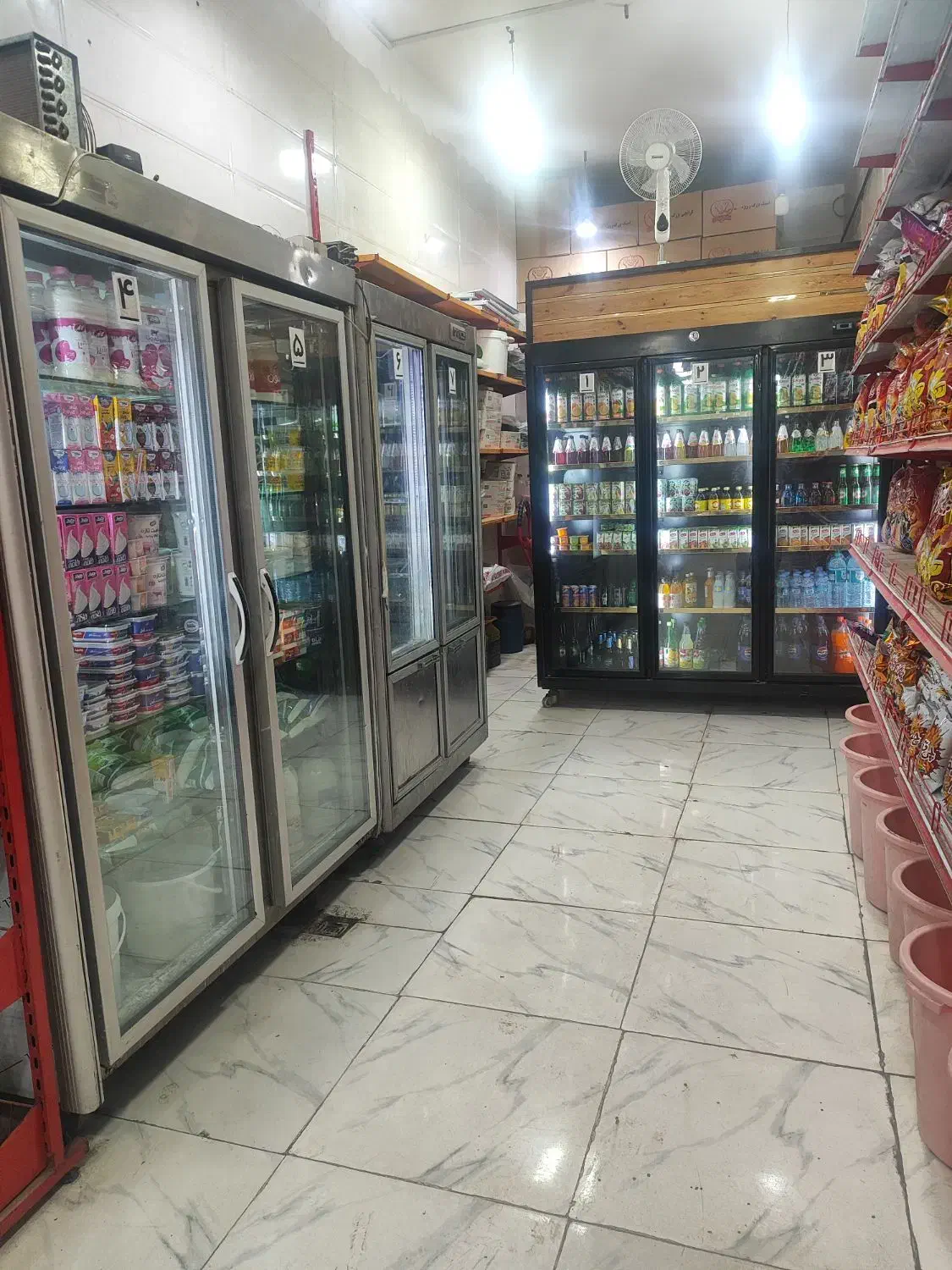 واگذاری فروشگاه مواد غذایی با اجناس و تمام تجهیزات|فروشگاه و مغازه|اهواز, کوی علوی|دیوار