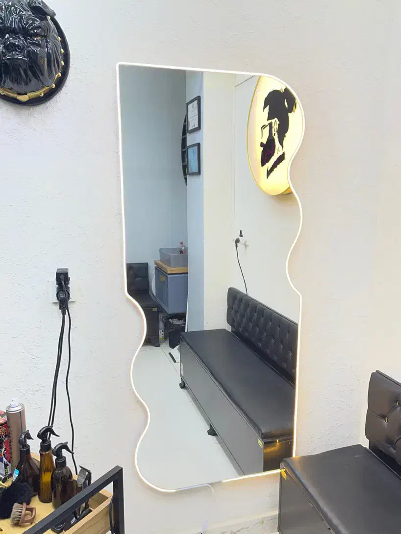 دکور ارایشگاه|آرایشگاه و سالن‌های زیبایی|ورامین, ورامین|دیوار