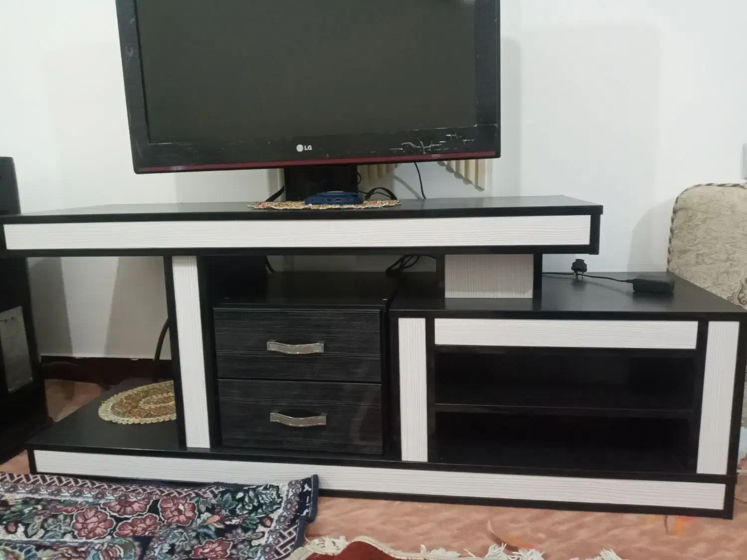 تلویزیون ال جی|تلویزیون و پروژکتور|بروجرد, |دیوار