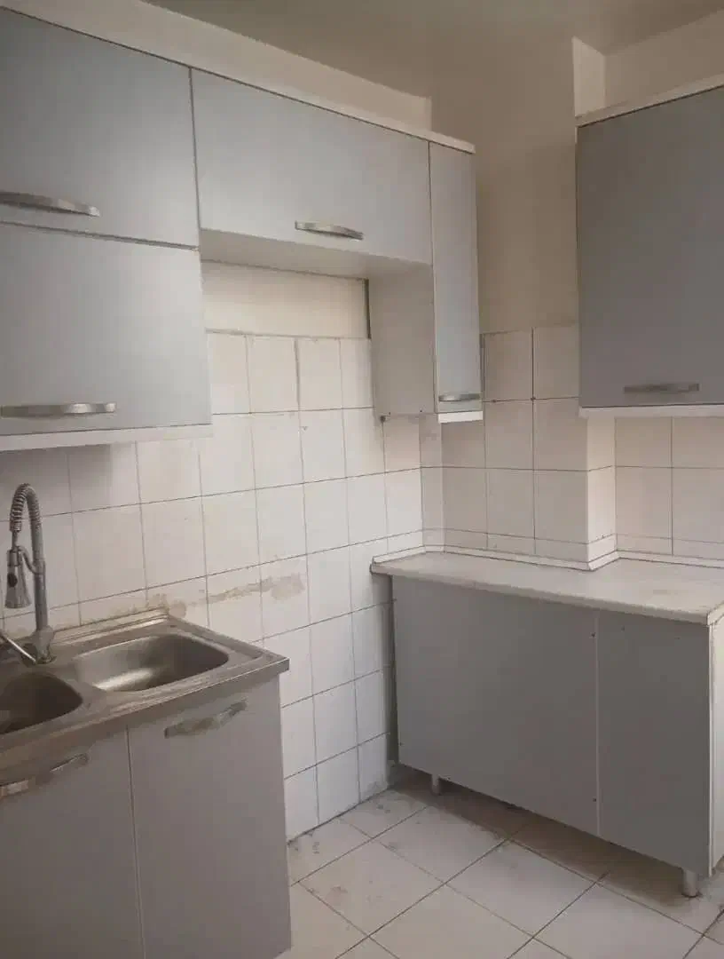 آپارتمان۶۲متر/طبقه دوم/پارک موتور/انباری/جیحون