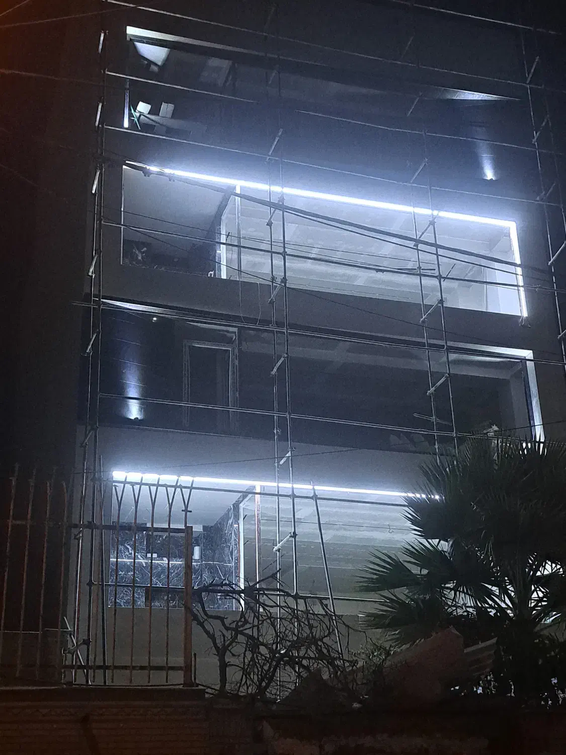 نیروی برقکار|استخدام صنعتی، فنی، مهندسی|شیراز, دروازه قران|دیوار