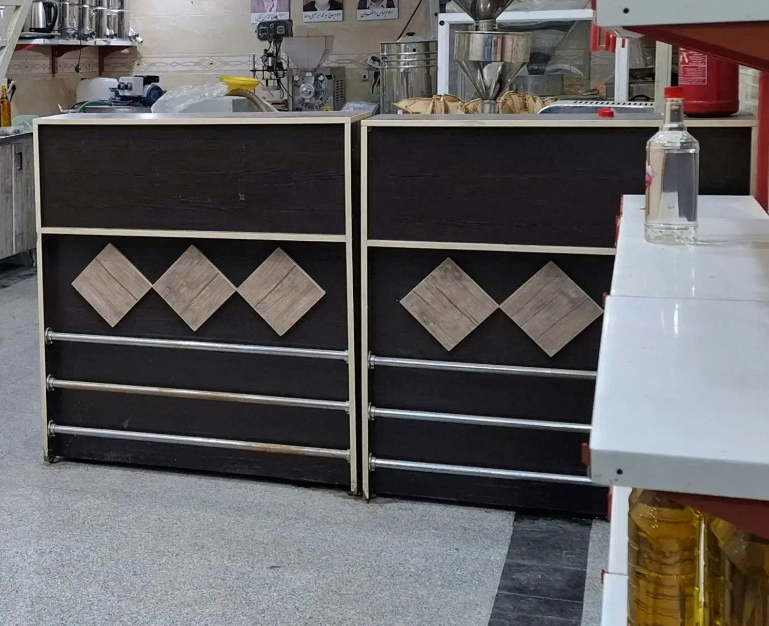 میز و باجه|مبلمان اداری|یزد, |دیوار