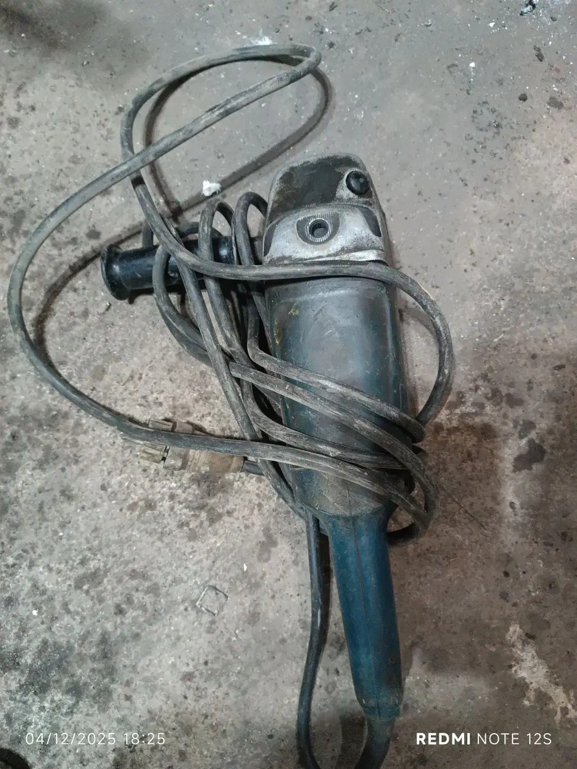 سنگ فرز بزرگ بوش آلمان و توسن|ابزارآلات|محمدشهر, همایون ویلا|دیوار