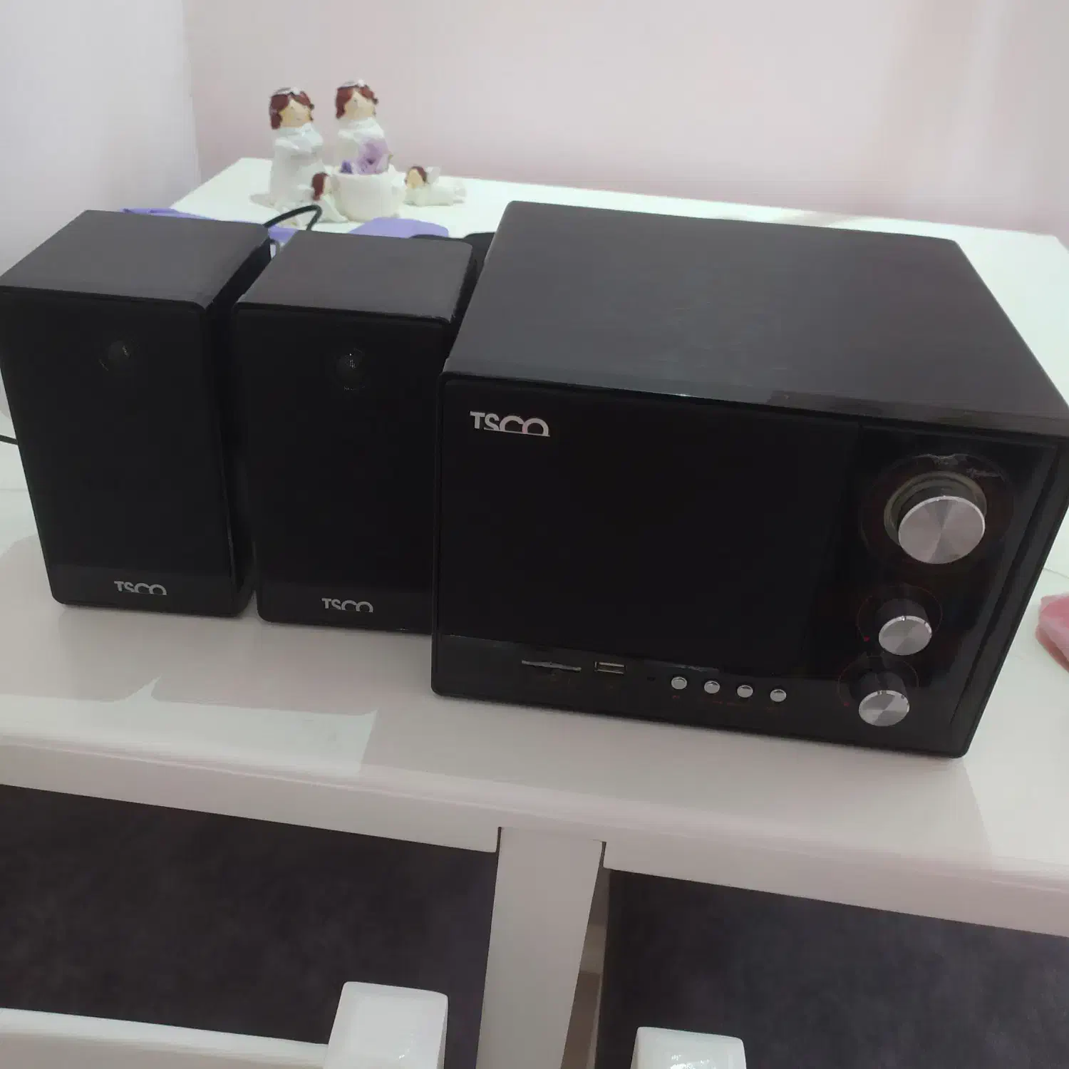 کامپیوتردرحدنو|رایانه رومیزی|فومن, |دیوار