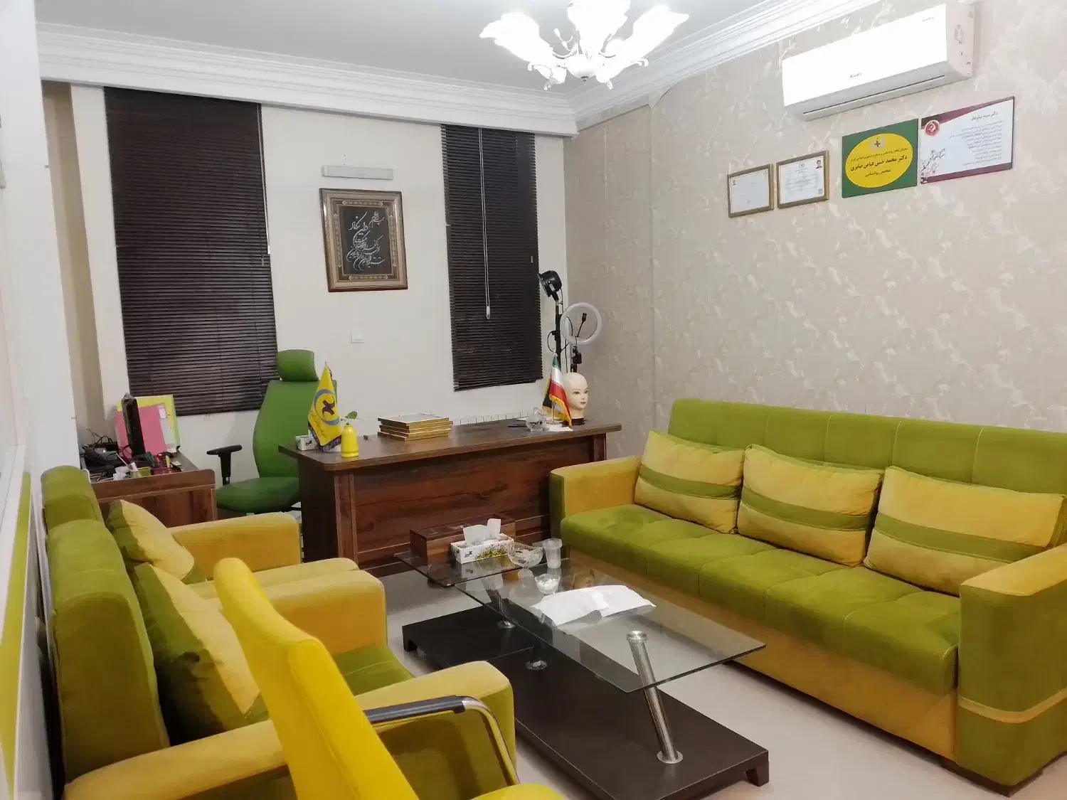 ۱۰۰متر دفتر کار مطب حاشیه ساختمان پزشکان|فروش دفتر کار، اتاق اداری، مطب|مشهد, آزادشهر|دیوار