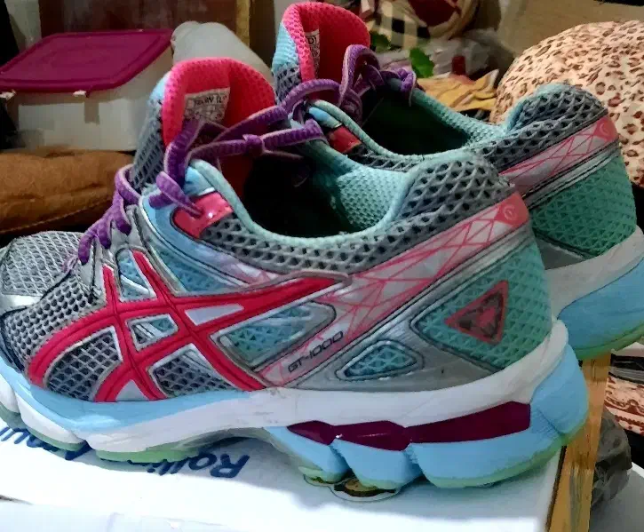 کاملن نوزیرقیمت سایز۴۱اورجینال|کیف، کفش، کمربند|قرچک, پویینک|دیوار