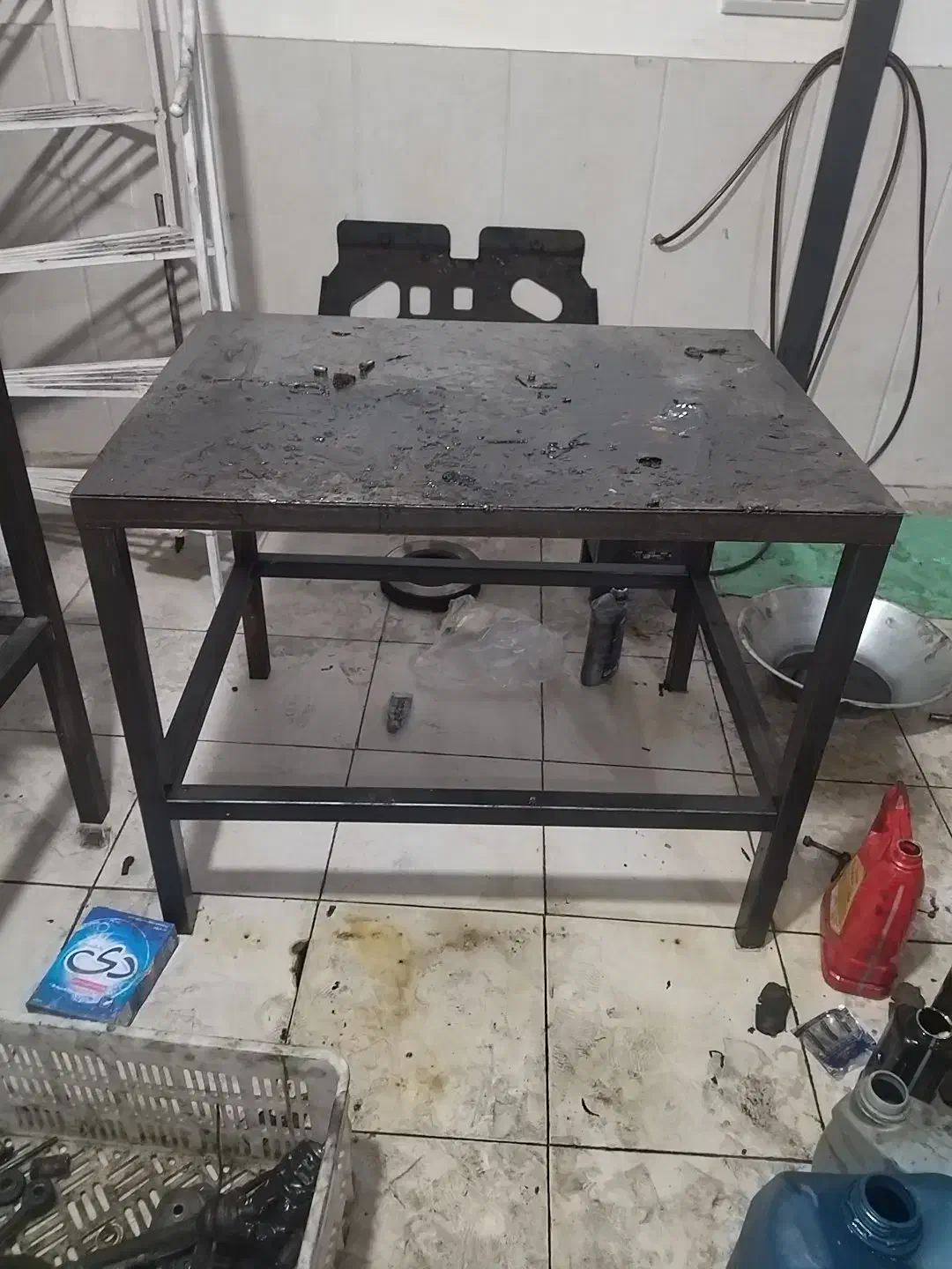 میز کار تعمیرگاه|ابزارآلات|گلبهار, شهر جدید گلبهار|دیوار