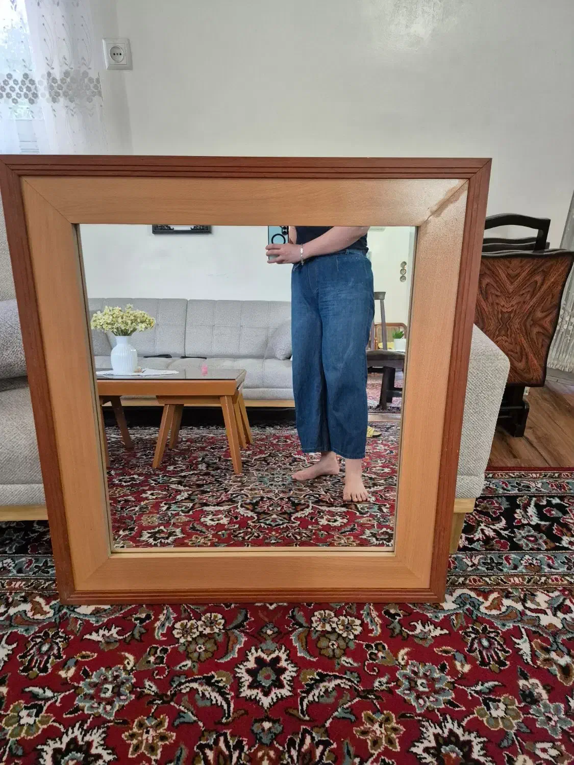 آینه|آینه|کیاشهر, |دیوار