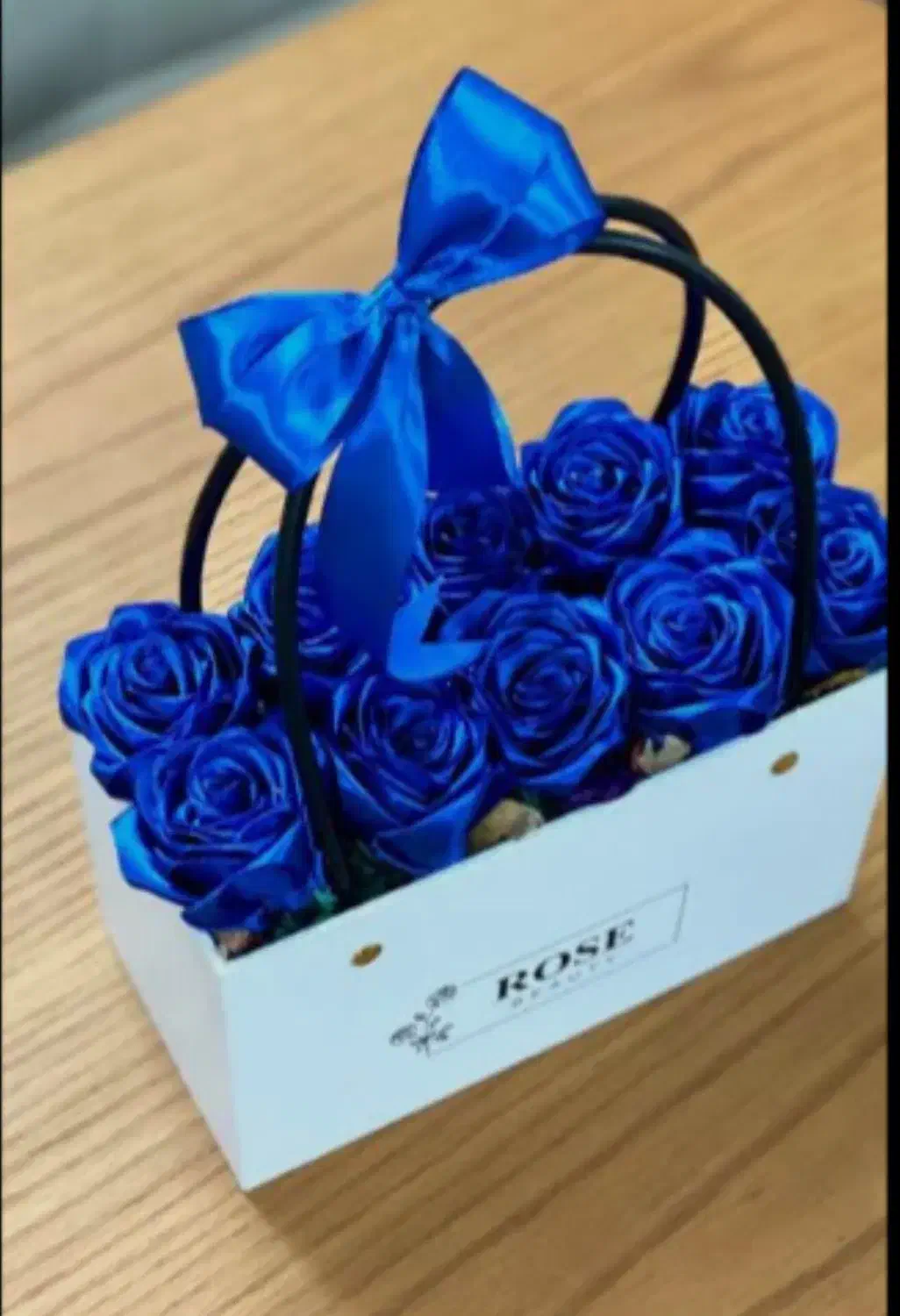 گل ربانی|گل مصنوعی|اردبیل, |دیوار